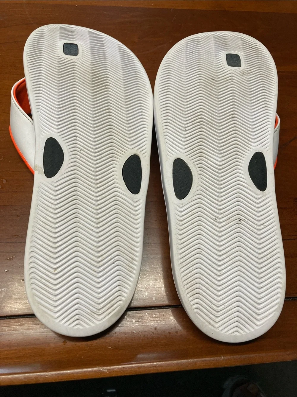 Nike Men's Thong Sandals Black White Orange Logo Slip On Size US 12 AO3621-01